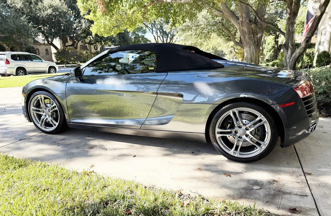 2012 Audi 42 R8 - Image 10 of 31