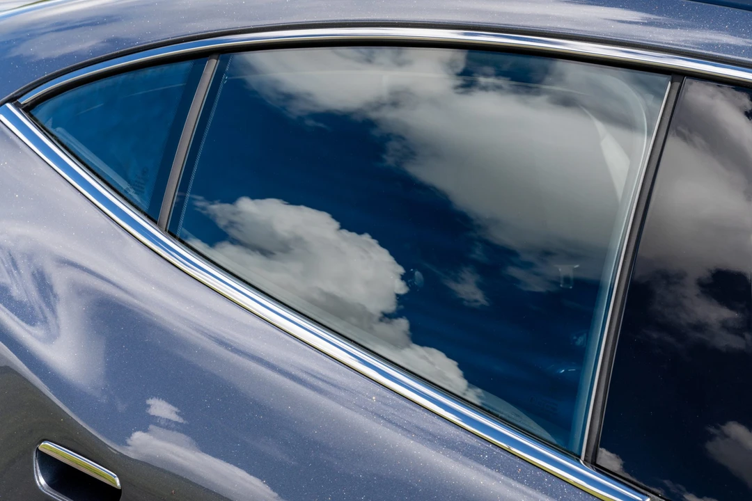 2012 Fisker Karma - Image 30 of 31