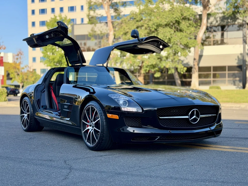 2013 Mercedes-Benz SLS AMG GT - Image 6 of 31