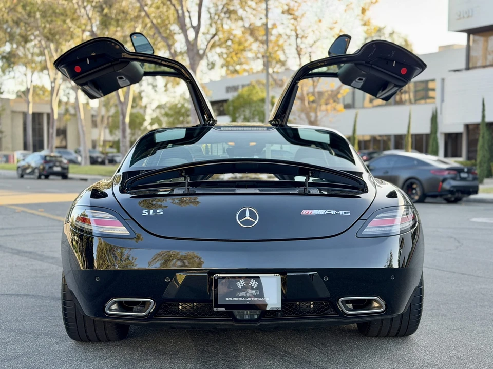 2013 Mercedes-Benz SLS AMG GT - Image 13 of 31