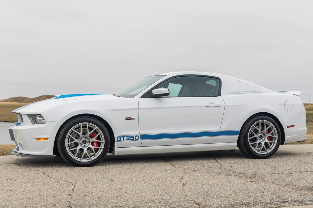 2014 Ford S197 II Shelby Mustang GT350 - Image 17 of 31