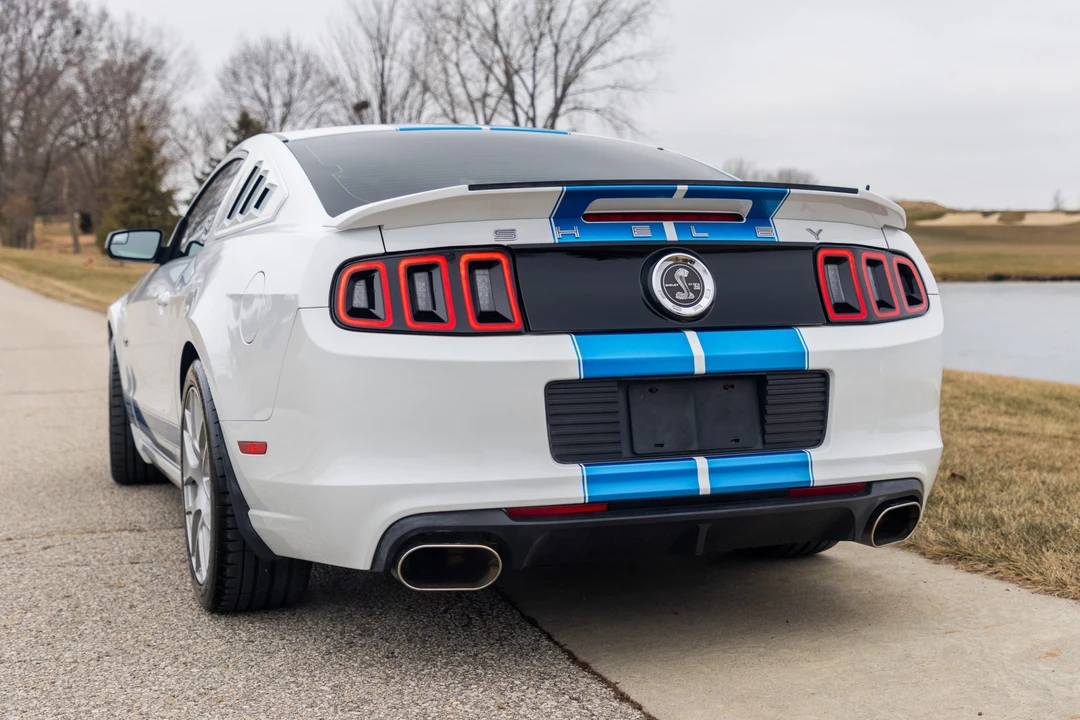 2014 Ford S197 II Shelby Mustang GT350 - Image 27 of 31