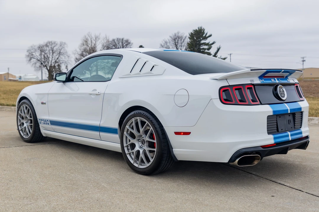 2014 Ford S197 II Shelby Mustang GT350 - Image 24 of 31