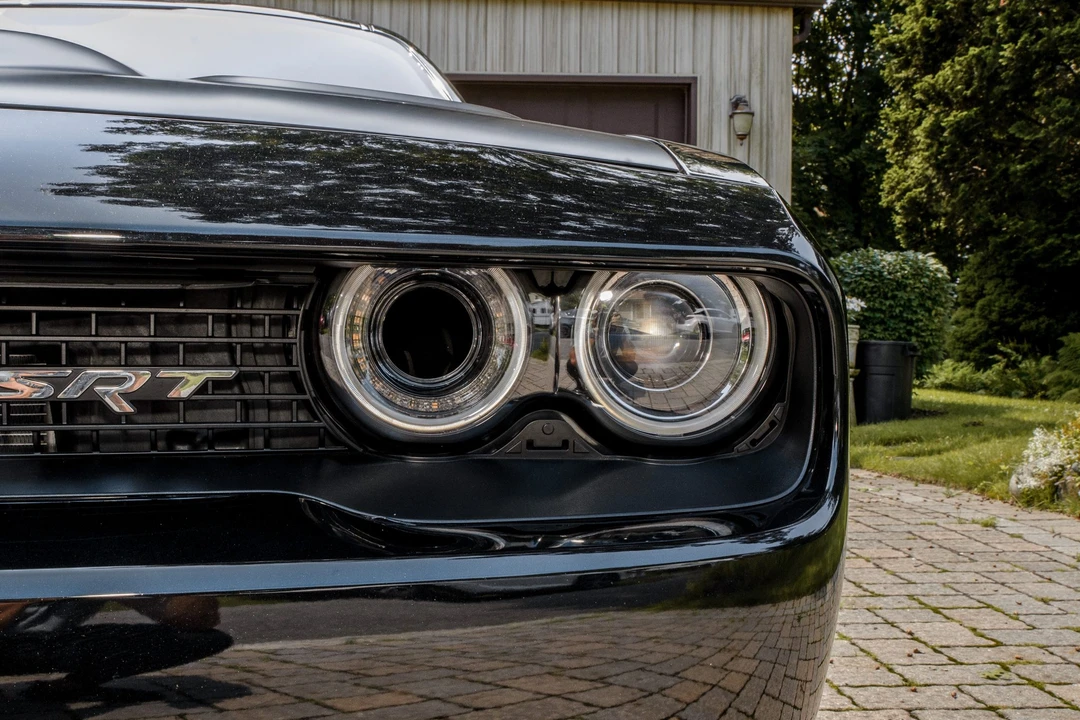 2015 Dodge Challenger SRT Hellcat 3rd Gen - Image 15 of 31