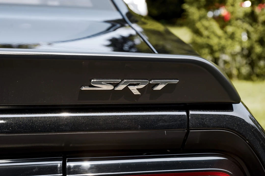 2015 Dodge Challenger SRT Hellcat 3rd Gen - Image 25 of 31