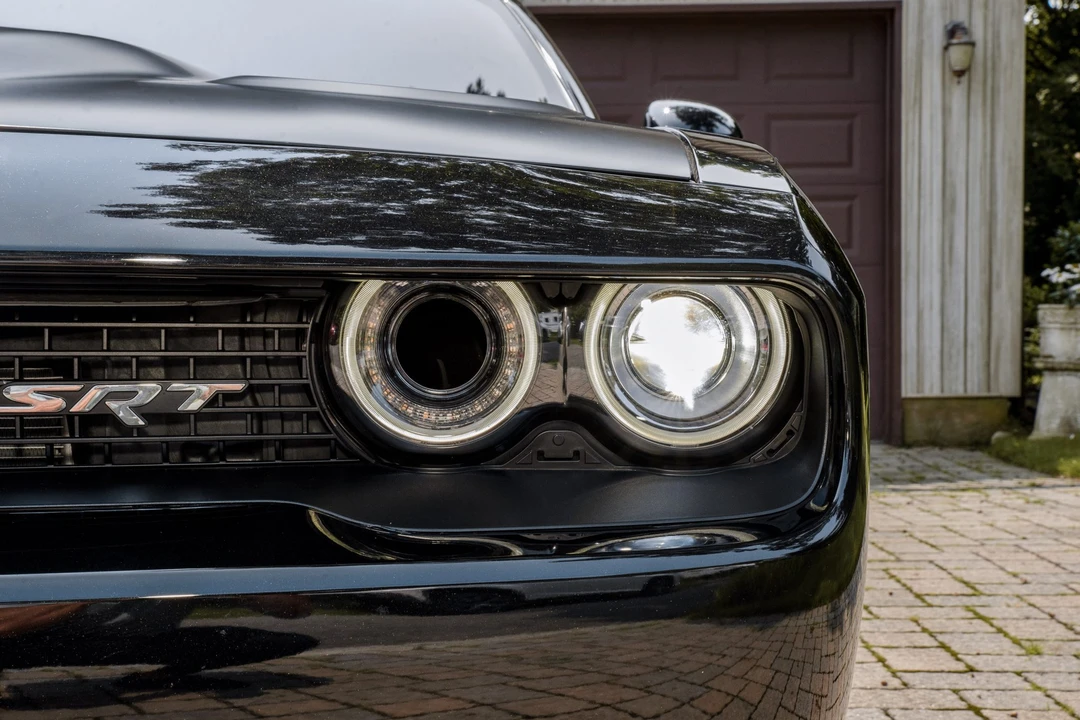 2015 Dodge Challenger SRT Hellcat 3rd Gen - Image 17 of 31
