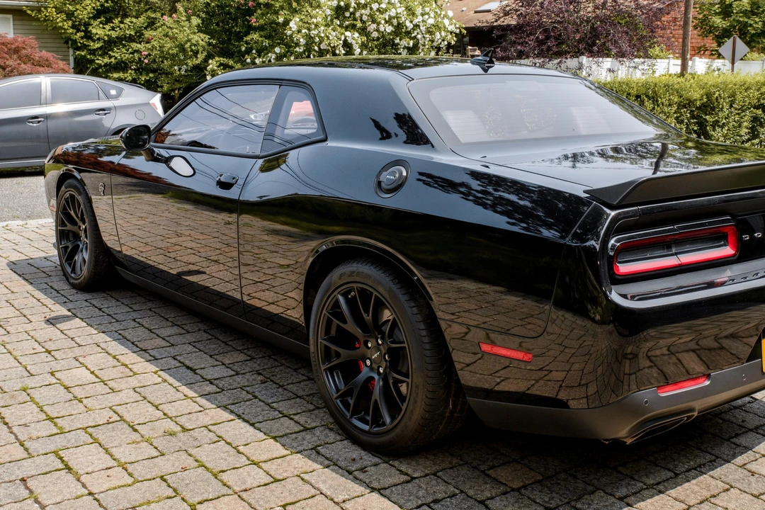 2015 Dodge Challenger SRT Hellcat 3rd Gen - Image 12 of 31