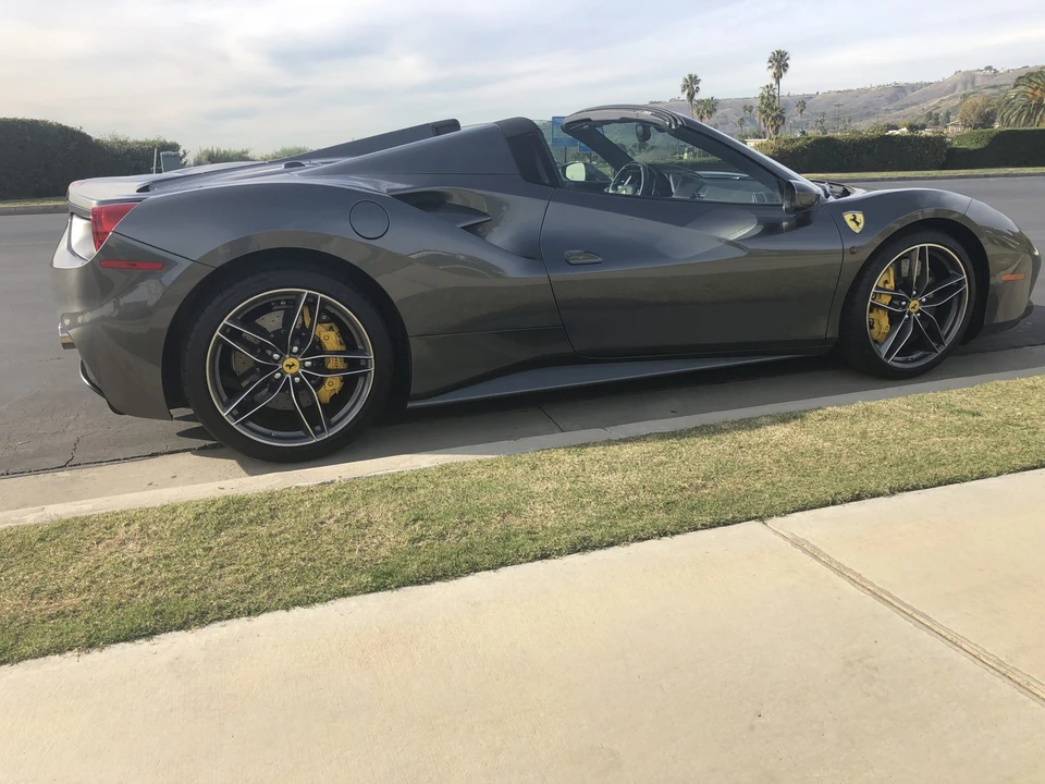 2017 Ferrari 488 Spider - Image 4 of 31