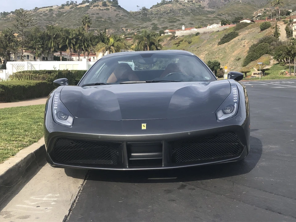 2017 Ferrari 488 Spider - Image 8 of 31