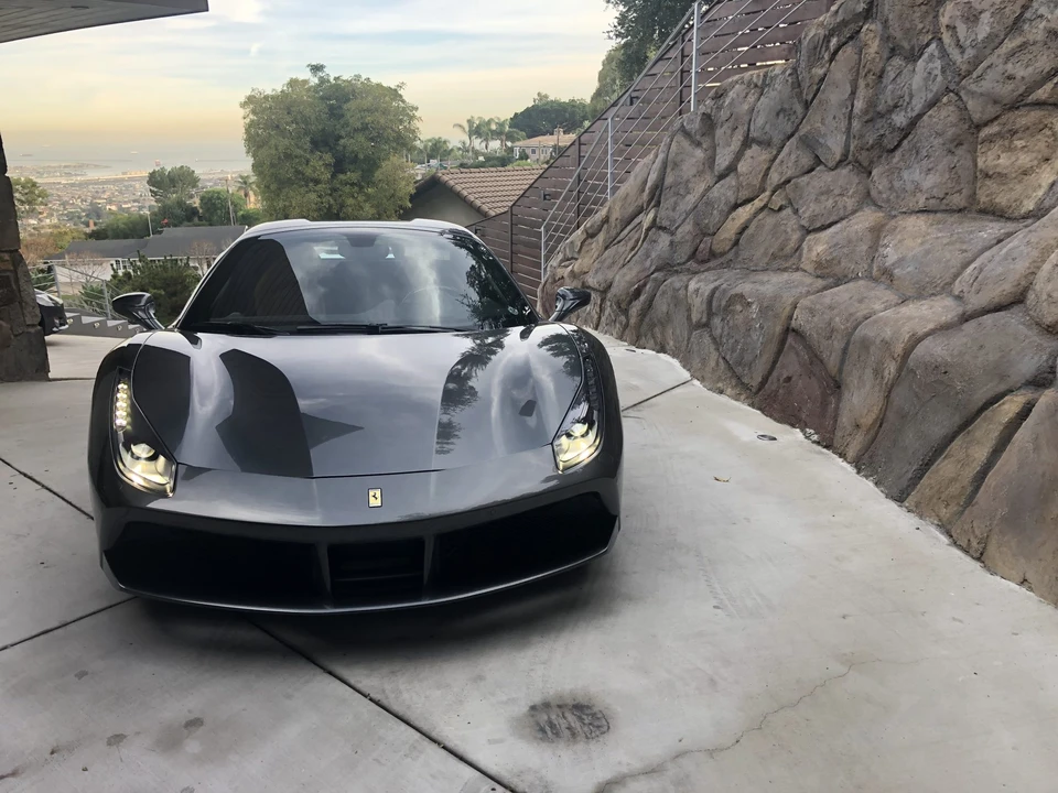 2017 Ferrari 488 Spider - Image 19 of 31