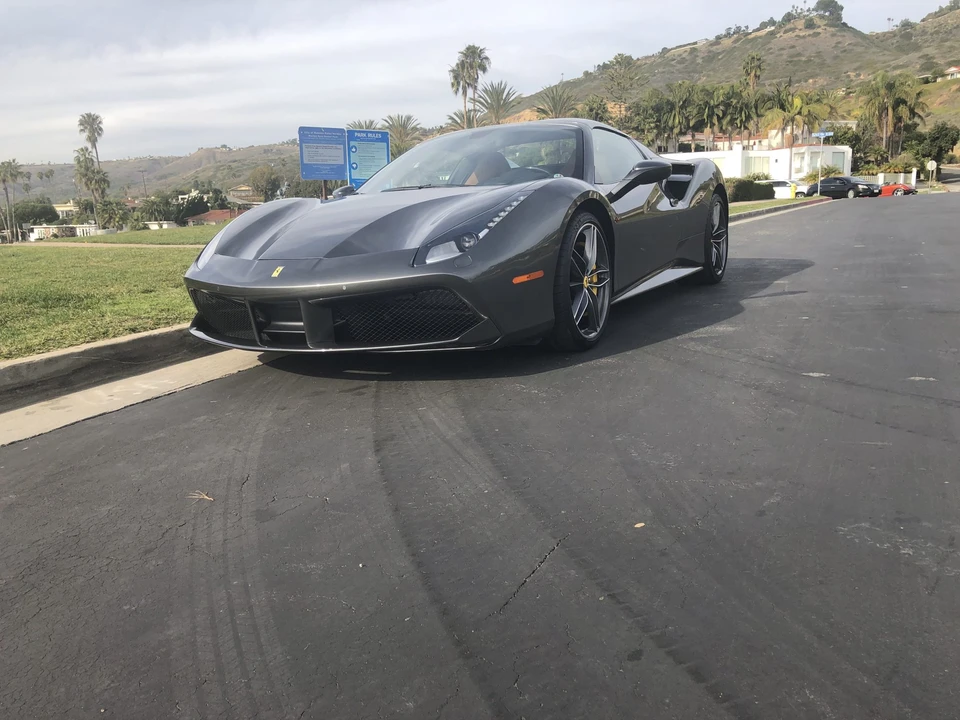 2017 Ferrari 488 Spider - Image 10 of 31