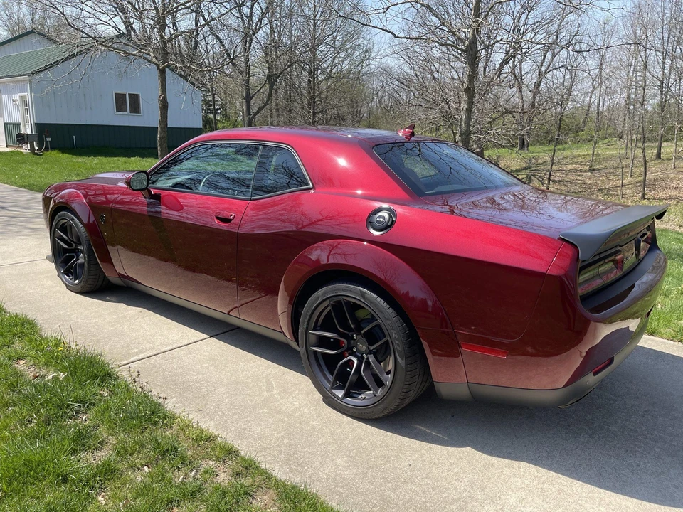 2019 Dodge Challenger SRT Hellcat 3rd Gen - Image 8 of 31