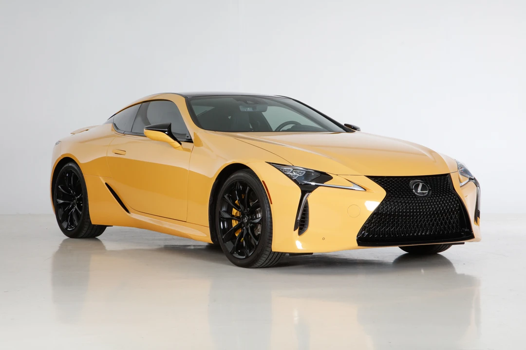 2021 Lexus LC - Image 9 of 31