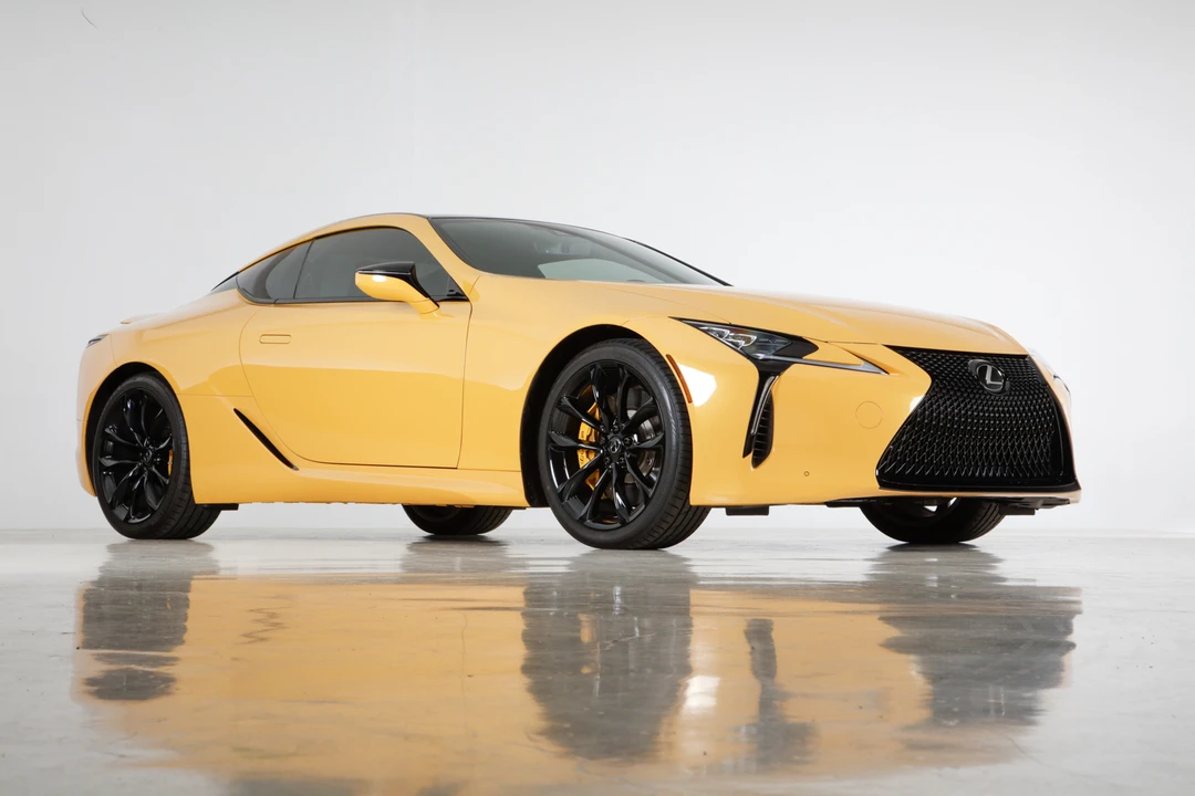 2021 Lexus LC - Image 11 of 31