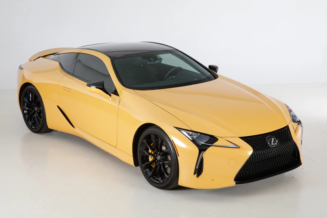 2021 Lexus LC - Image 13 of 31