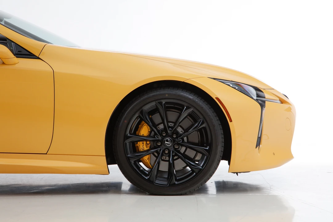 2021 Lexus LC - Image 30 of 31