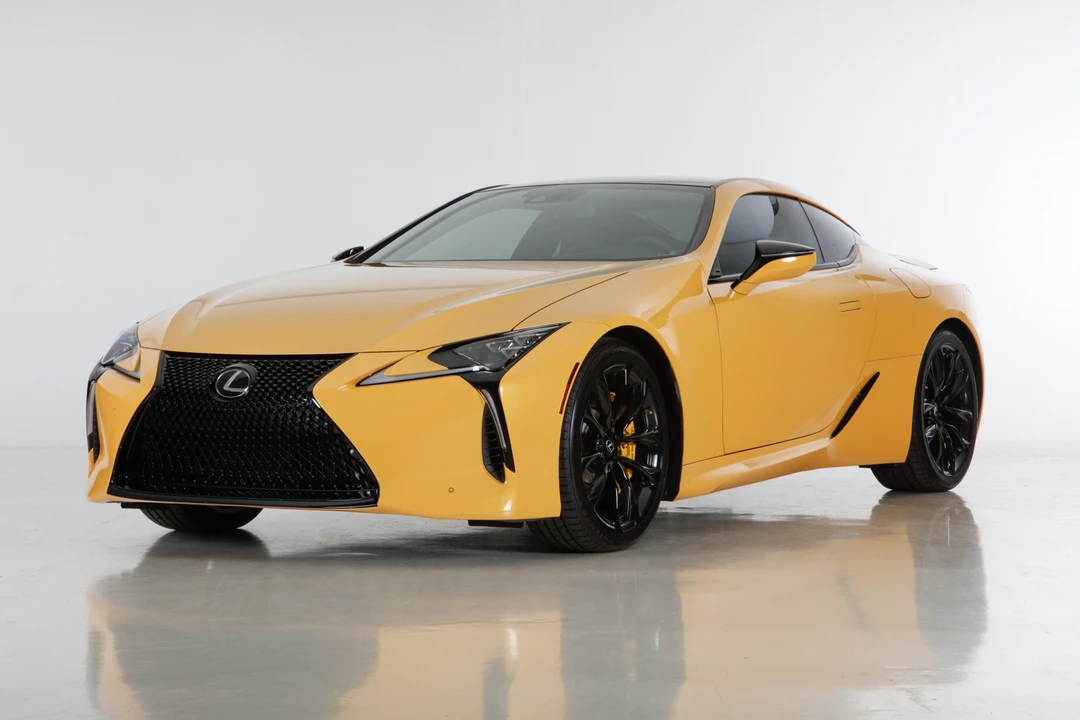 2021 Lexus LC - Image 2 of 31