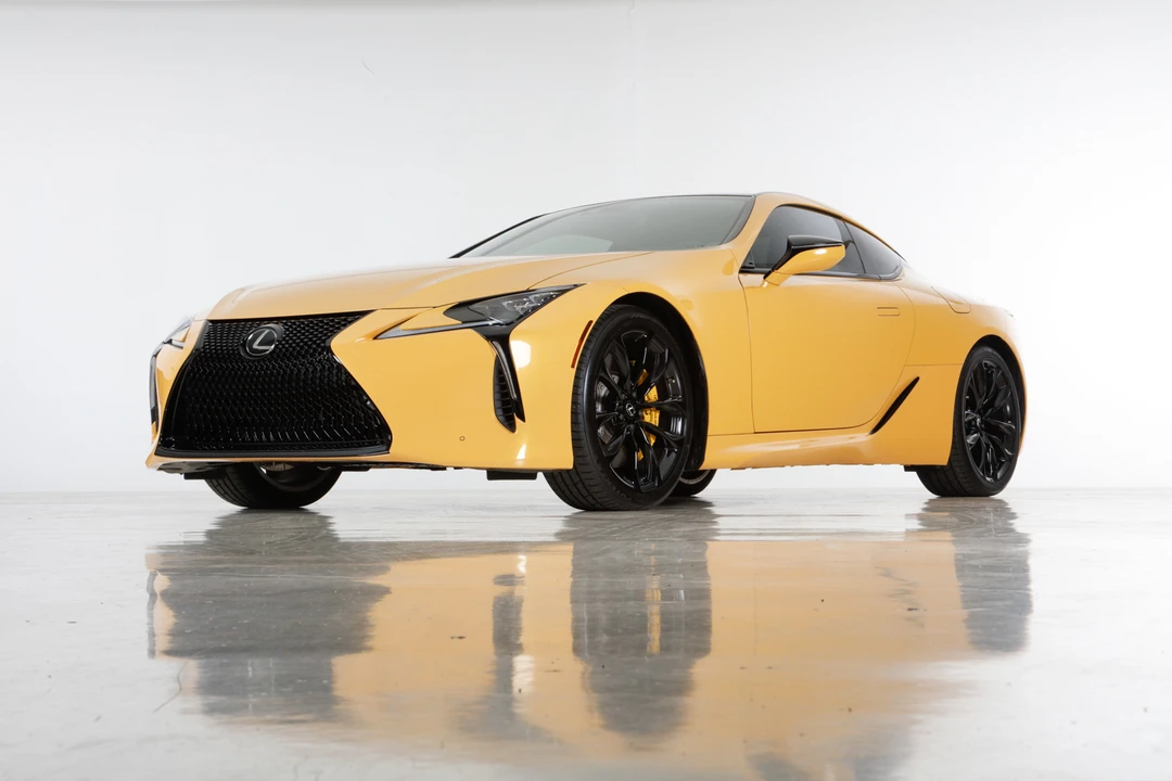 2021 Lexus LC - Image 4 of 31