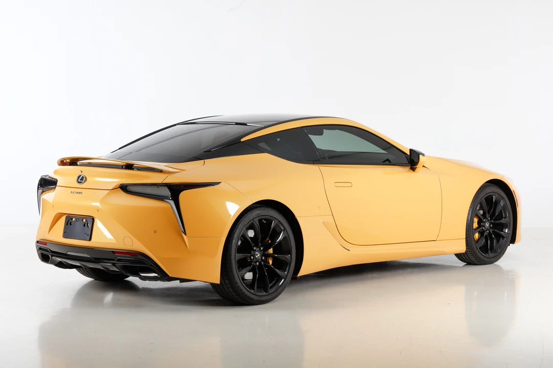 2021 Lexus LC - Image 15 of 31