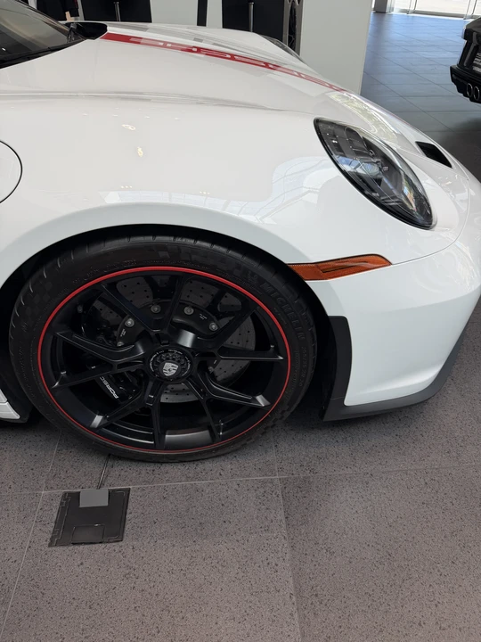 2022 Porsche 992 GT3 Touring - Image 19 of 31
