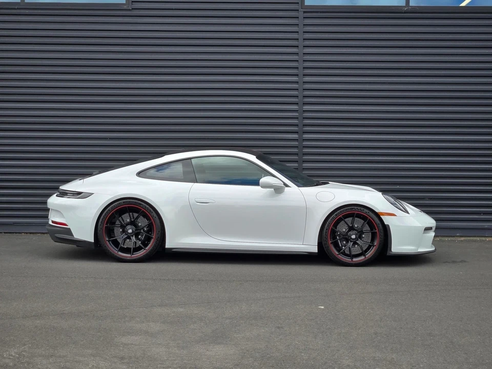 2022 Porsche 992 GT3 Touring - Image 4 of 31