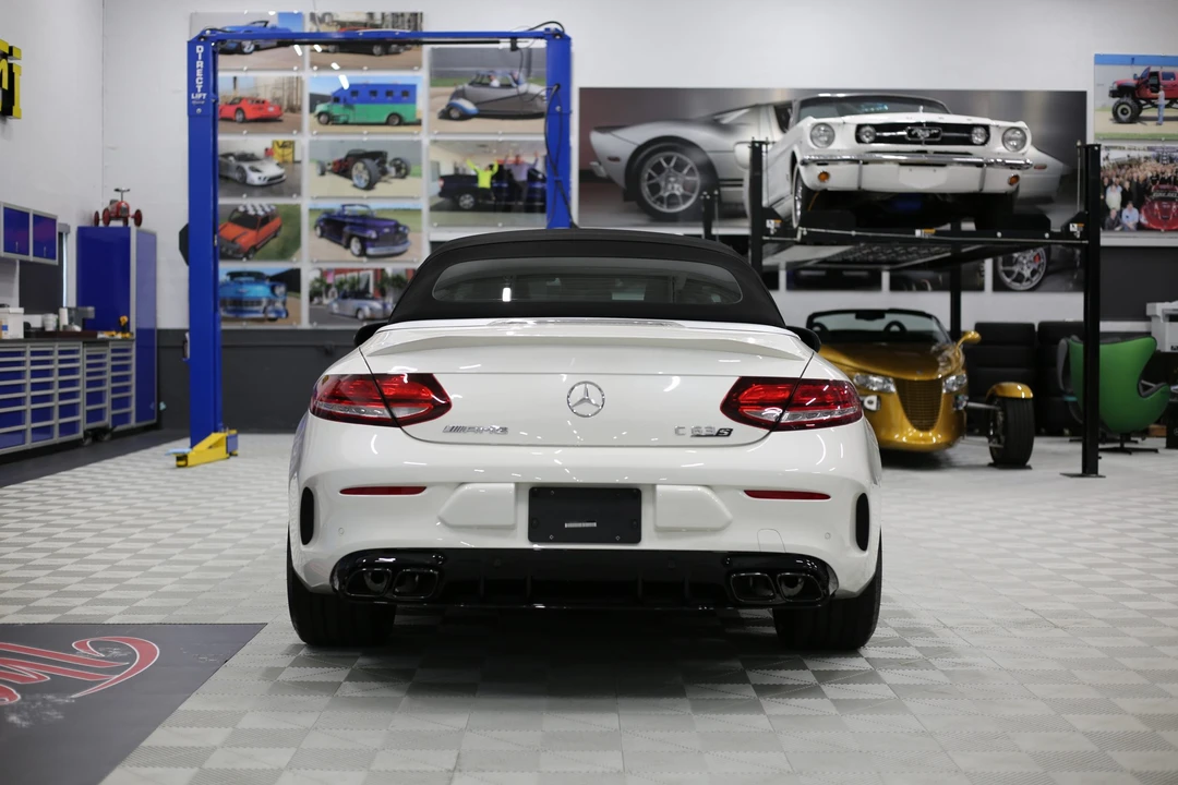 2023 Mercedes-Benz W205 C 63 AMG - Image 10 of 31