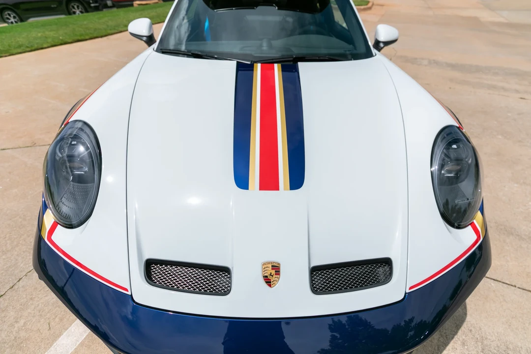 2024 Porsche 992 Dakar - Image 17 of 31