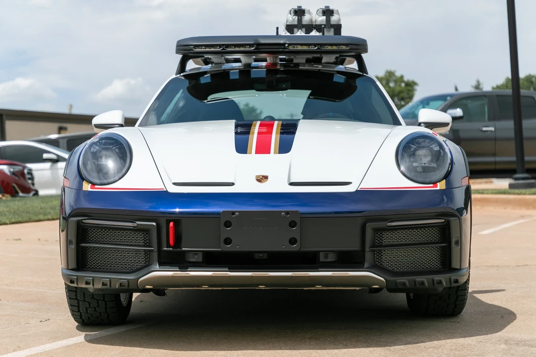 2024 Porsche 992 Dakar - Image 15 of 31
