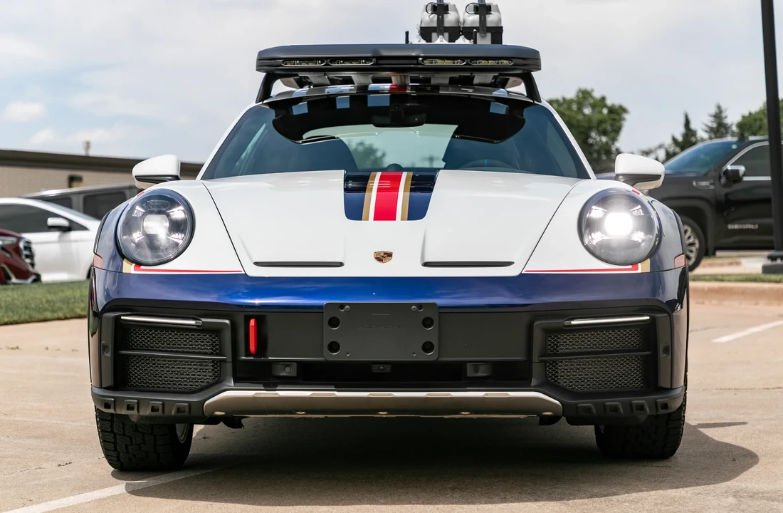 2024 Porsche 992 Dakar - Image 16 of 31