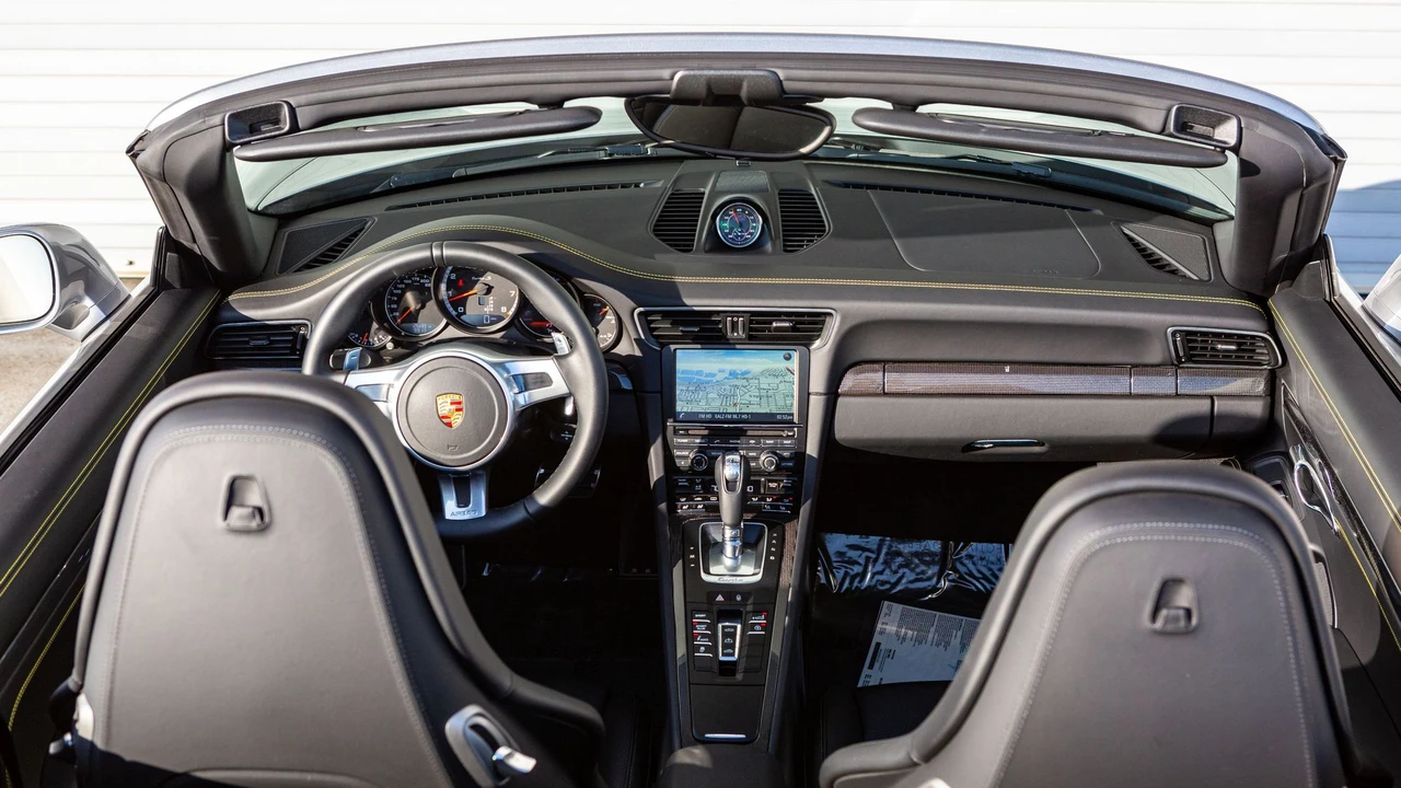 2016 Porsche 991 Turbo S - Image 13 of 22