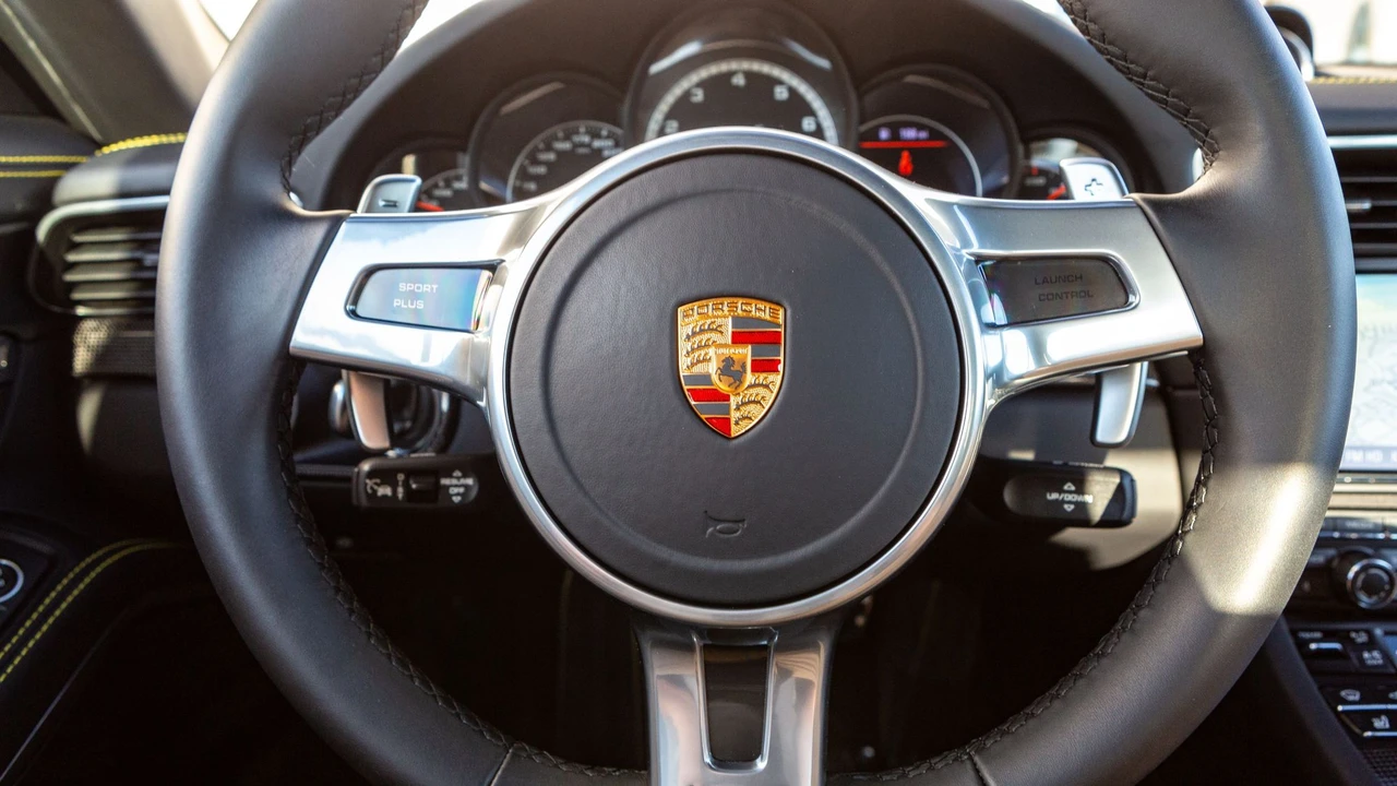 2016 Porsche 991 Turbo S - Image 15 of 22
