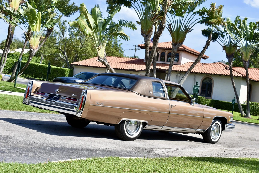 1976 Cadillac DeVille 4th Gen - Image 14 of 31