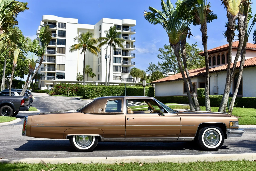1976 Cadillac DeVille 4th Gen - Image 12 of 31