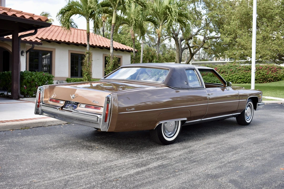 1976 Cadillac DeVille 4th Gen - Image 13 of 31