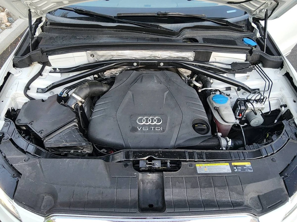 2015 Audi 8R Q5 - Image 9 of 22