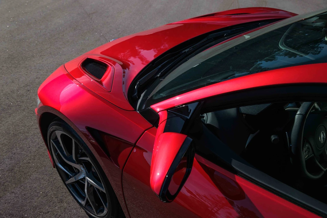 2017 Acura NC1 NSX - Image 16 of 31