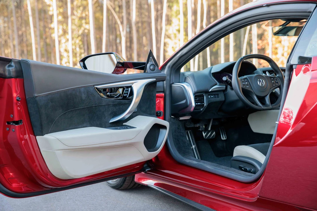 2017 Acura NC1 NSX - Image 31 of 31