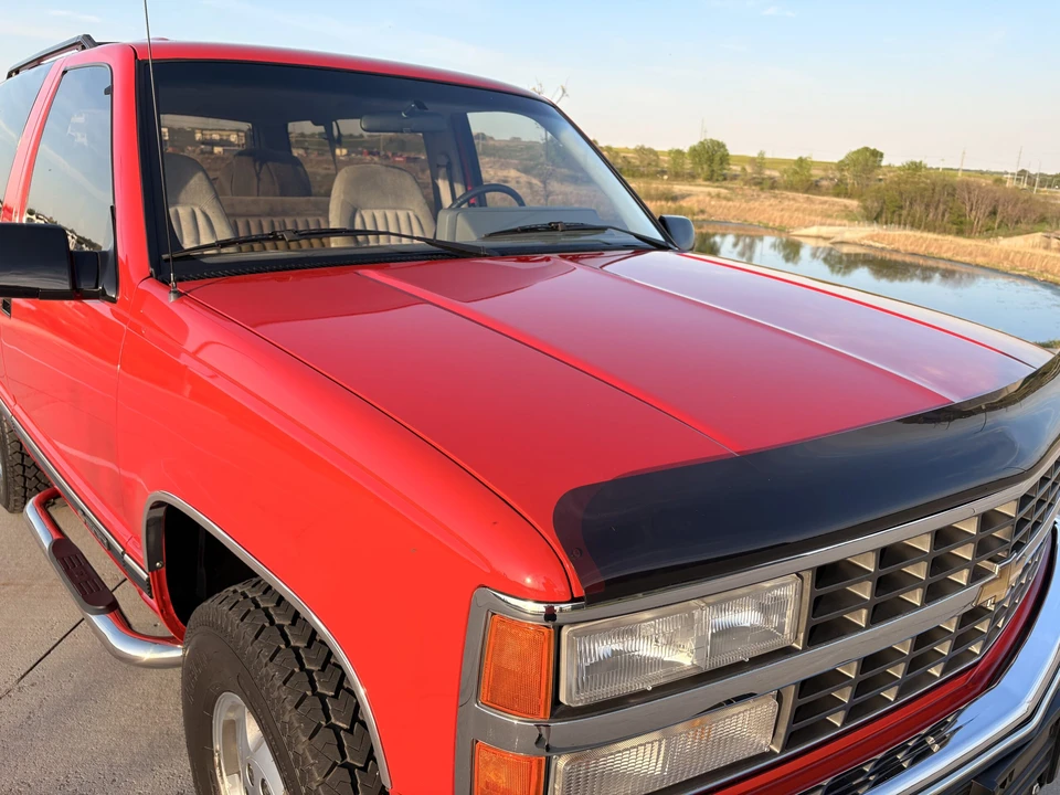 1992 Chevrolet K5 Blazer 3rd Gen - Image 9 of 31