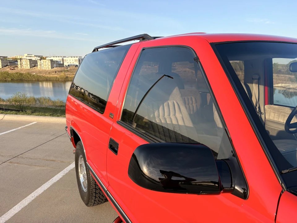 1992 Chevrolet K5 Blazer 3rd Gen - Image 11 of 31