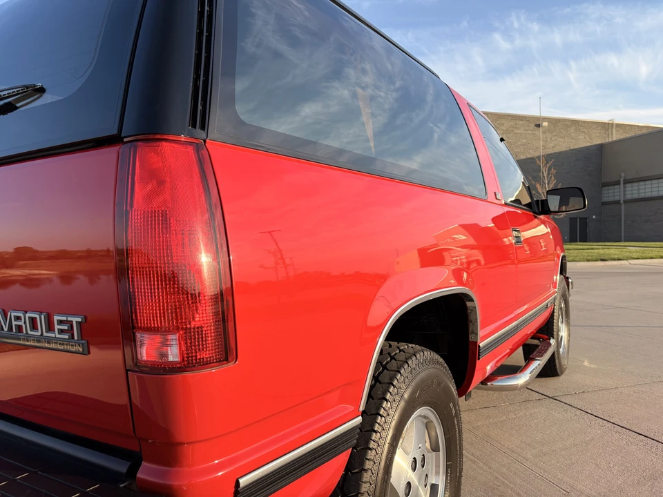 1992 Chevrolet K5 Blazer 3rd Gen - Image 16 of 31