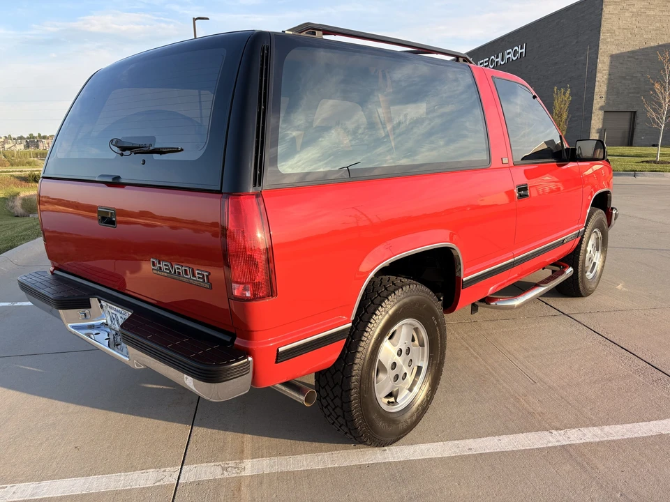 1992 Chevrolet K5 Blazer 3rd Gen - Image 25 of 31