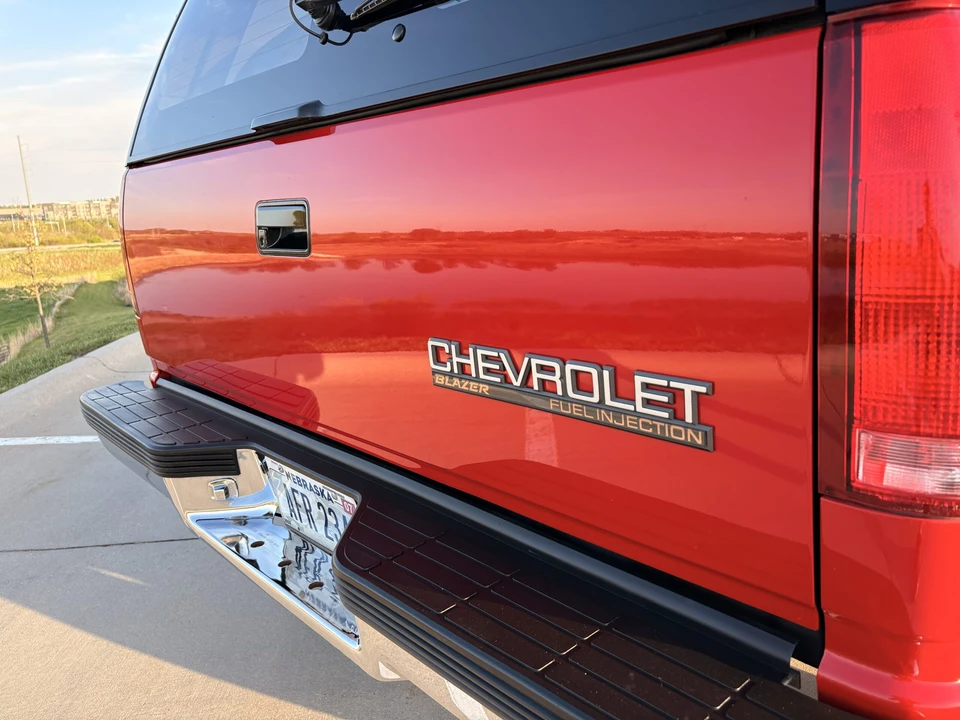 1992 Chevrolet K5 Blazer 3rd Gen - Image 26 of 31