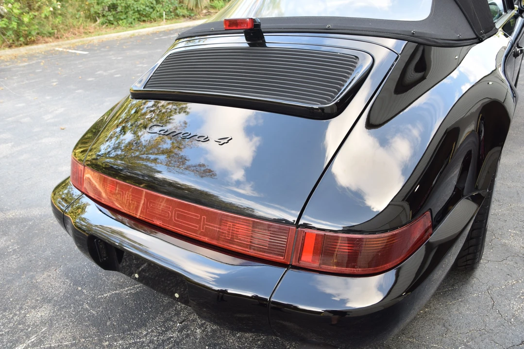 1993 Porsche 964 Carrera 4 - Image 23 of 31