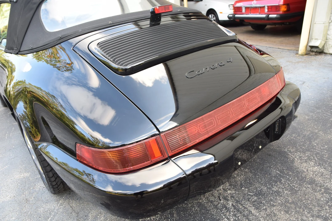 1993 Porsche 964 Carrera 4 - Image 24 of 31