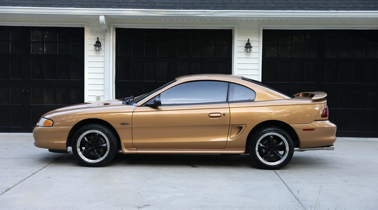 1997 Ford SN95 Mustang - Image 2 of 31