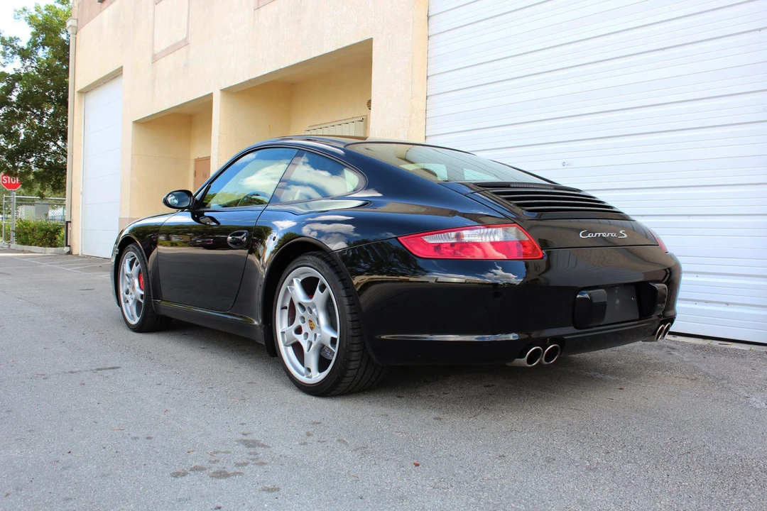 2005 Porsche 997 Carrera S - Image 11 of 31