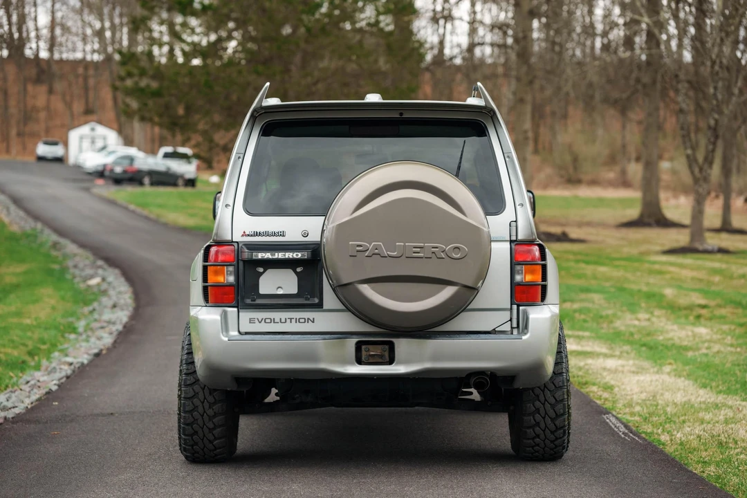 1997 Mitsubishi Pajero/Montero 2nd Gen - Image 25 of 31