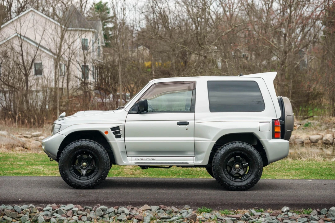 1997 Mitsubishi Pajero/Montero 2nd Gen - Image 15 of 31