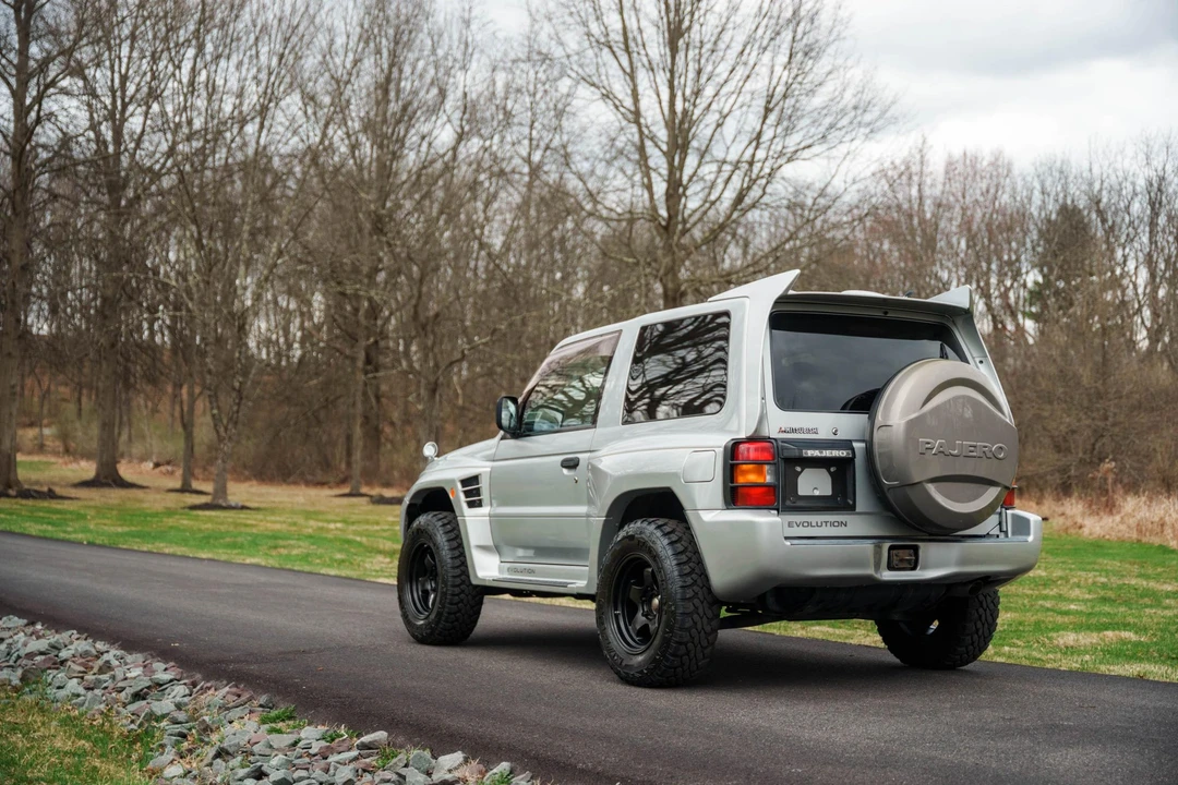 1997 Mitsubishi Pajero/Montero 2nd Gen - Image 19 of 31