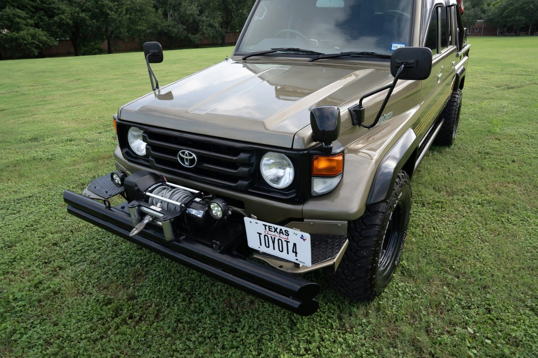 1999 Toyota J70 Land Cruiser - Image 25 of 31